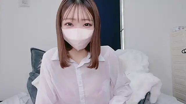 Rina 72 online show from November 11, 2025, 2:33 am