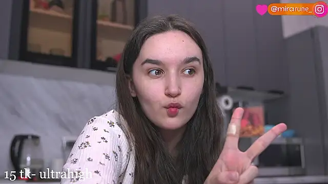 Snapshot of Mirarune chatting on February 26, 2026, 2:27 pm Mirarune online show from February 26, 2026, 2:27 pm