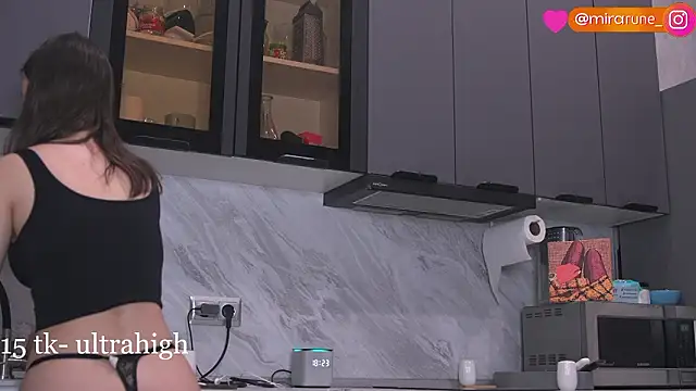 Snapshot of Mirarune chatting on February 27, 2026, 3:23 pm Mirarune online show from February 27, 2026, 3:23 pm