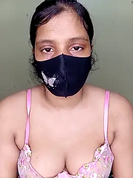 Rose-luckey online show from October 22, 2025, 5:56 pm