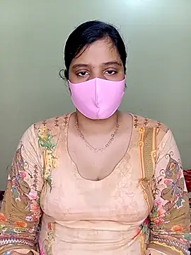 Snapshot of Rose-luckey chatting on January 12, 2026, 1:05 pm Rose-luckey online show from January 12, 2026, 1:05 pm