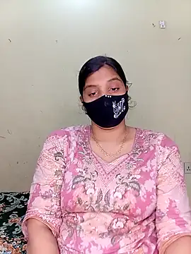 Snapshot of Rose-luckey chatting on February 5, 2026, 6:12 pm Rose-luckey online show from February 5, 2026, 6:12 pm