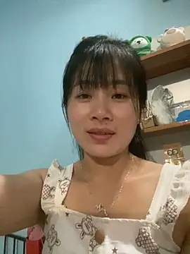 Snapshot of One-nice chatting on September 14, 2025, 12:26 pm One-nice online show from September 14, 2025, 12:26 pm