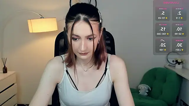 EasterBlink online show from November 16, 2025, 7:47 am