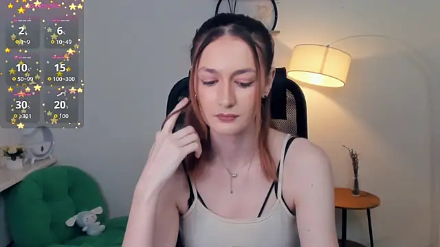 Snapshot of EasterBlink chatting on January 11, 2026, 10:42 am EasterBlink online show from January 11, 2026, 10:42 am