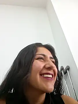 Snapshot of CAROLINE__07 chatting on December 3, 2025, 1:31 pm CAROLINE 07 online show from December 3, 2025, 1:31 pm