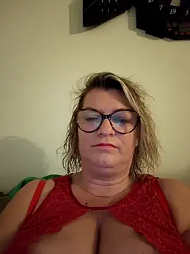 Delphineben online show from January 14, 2026, 6:57 pm