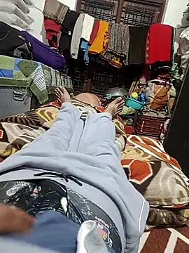 Snapshot of monty935 chatting on February 7, 2026, 3:49 pm monty935 online show from February 7, 2026, 3:49 pm