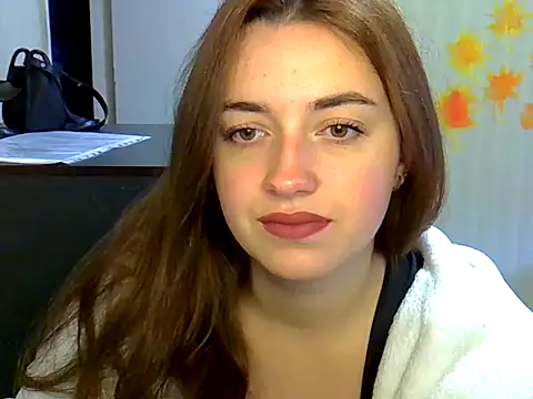 Snapshot of daniella_brun chatting on October 20, 2025, 7:42 am daniella brun online show from October 20, 2025, 7:42 am