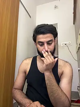 Snapshot of hottestboy03 chatting on October 25, 2025, 5:26 am hottestboy03 online show from October 25, 2025, 5:26 am