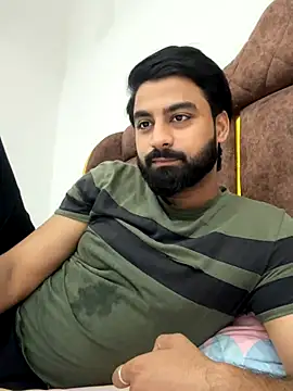 Snapshot of hottestboy03 chatting on November 6, 2025, 5:19 am hottestboy03 online show from November 6, 2025, 5:19 am