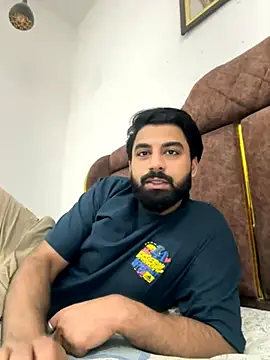 Snapshot of hottestboy03 chatting on November 16, 2025, 5:35 am hottestboy03 online show from November 16, 2025, 5:35 am