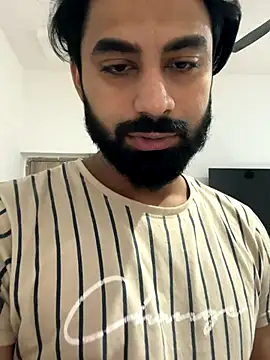 Snapshot of hottestboy03 chatting on November 21, 2025, 5:28 am hottestboy03 online show from November 21, 2025, 5:28 am