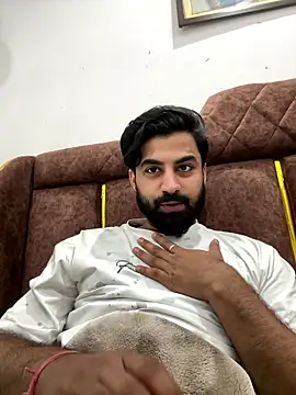 Snapshot of hottestboy03 chatting on January 6, 2026, 8:07 am hottestboy03 online show from January 6, 2026, 8:07 am