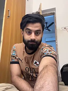 Snapshot of hottestboy03 chatting on January 7, 2026, 6:49 am hottestboy03 online show from January 7, 2026, 6:49 am