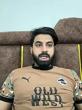 Snapshot of hottestboy03 chatting on January 8, 2026, 4:48 am hottestboy03 online show from January 8, 2026, 4:48 am