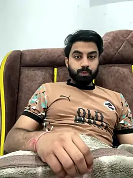 Snapshot of hottestboy03 chatting on January 13, 2026, 5:57 am hottestboy03 online show from January 13, 2026, 5:57 am