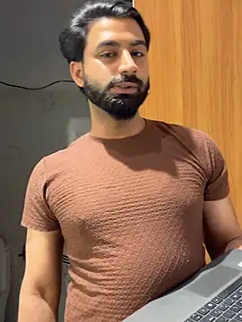 Snapshot of hottestboy03 chatting on February 19, 2026, 8:54 am hottestboy03 online show from February 19, 2026, 8:54 am