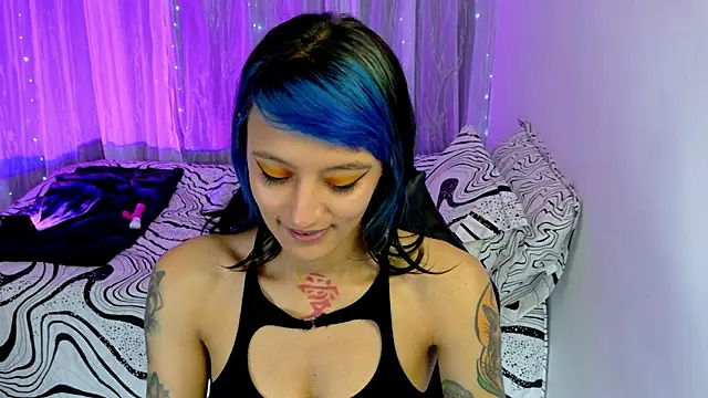 Snapshot of Blazing_Haze chatting on January 31, 2026, 7:11 pm Blazing Haze online show from January 31, 2026, 7:11 pm