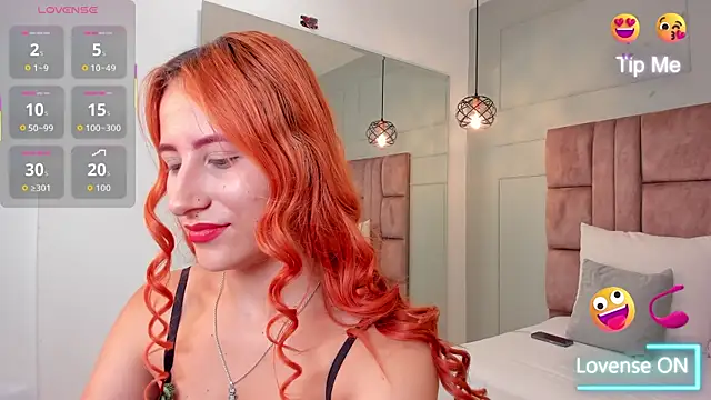 Snapshot of saray_marquez chatting on November 12, 2025, 11:54 am saray marquez online show from November 12, 2025, 11:54 am