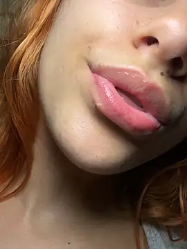 Snapshot of saray_marquez chatting on November 15, 2025, 6:22 am saray marquez online show from November 15, 2025, 6:22 am