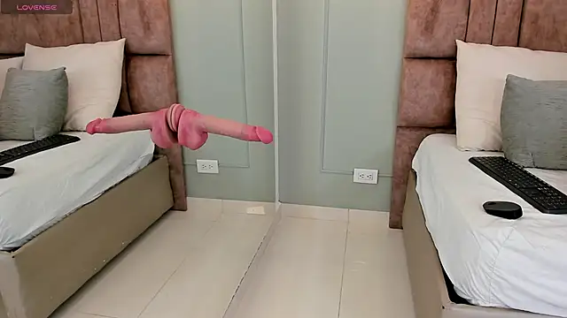 Snapshot of saray_marquez chatting on November 18, 2025, 11:47 am saray marquez online show from November 18, 2025, 11:47 am