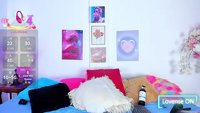 tyra bankss  online show from November 29, 2025, 8:23 pm