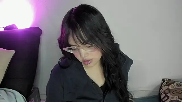 Snapshot of caro_lina20 chatting on March 5, 2026, 5:31 pm caro lina20 online show from March 5, 2026, 5:31 pm