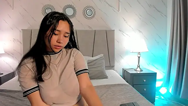 Snapshot of Karoll_Teyes chatting on September 30, 2025, 12:21 pm Karoll Teyes online show from September 30, 2025, 12:21 pm