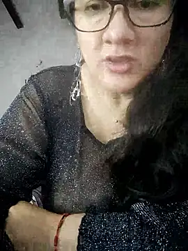 Snapshot of Aisha_manzur chatting on January 16, 2026, 8:24 pm Aisha manzur online show from January 16, 2026, 8:24 pm