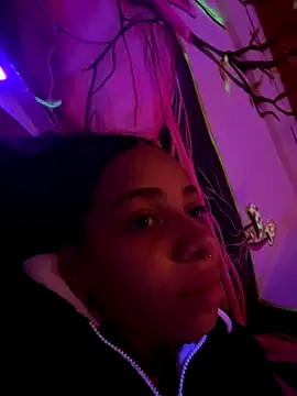 Snapshot of yumi_hanna chatting on September 21, 2025, 12:23 am yumi hanna online show from September 21, 2025, 12:23 am