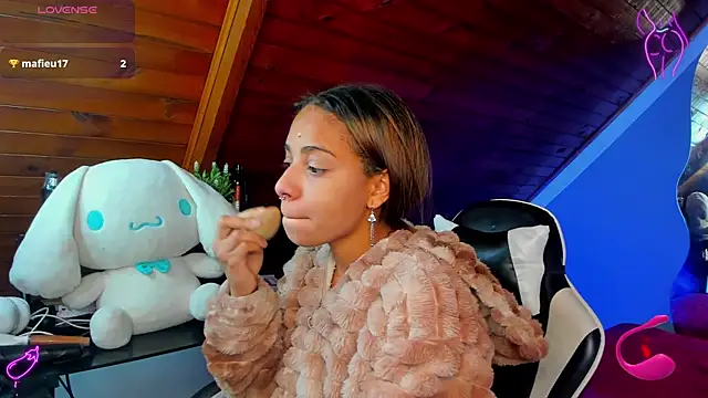 Snapshot of yumi_hanna chatting on January 7, 2026, 12:13 am yumi hanna online show from January 7, 2026, 12:13 am