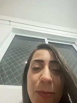 lucioliveira online show from November 7, 2025, 3:28 am