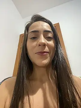 lucioliveira online show from February 24, 2026, 1:14 am