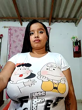 Snapshot of Liz__stone chatting on November 24, 2025, 3:39 am Liz stone online show from November 24, 2025, 3:39 am