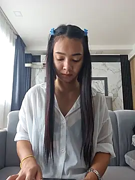 Snapshot of Natural_Asian_Girl chatting on November 14, 2025, 5:28 am Natural Asian Girl online show from November 14, 2025, 5:28 am
