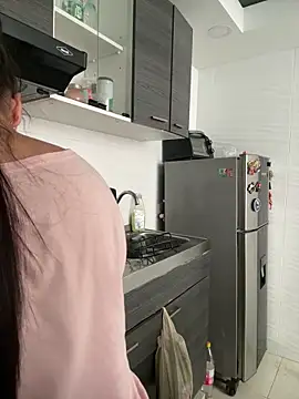 Snapshot of lunita_sweet5 chatting on February 28, 2026, 8:10 pm lunita sweet5 online show from February 28, 2026, 8:10 pm