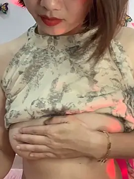 Snapshot of Mimi_sex01 chatting on October 13, 2025, 3:45 pm Mimi sex01 online show from October 13, 2025, 3:45 pm