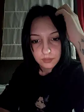 Snapshot of AllexyAle chatting on October 19, 2025, 9:15 pm AllexyAle online show from October 19, 2025, 9:15 pm