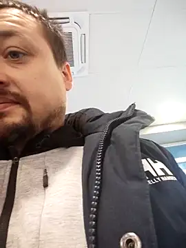 Snapshot of Amberdual chatting on November 24, 2025, 10:26 am Amberdual online show from November 24, 2025, 10:26 am