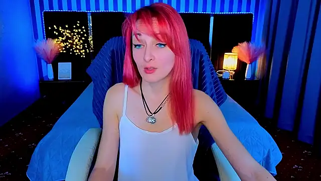 Snapshot of BrandyBloom chatting on February 3, 2026, 8:25 pm BrandyBloom online show from February 3, 2026, 8:25 pm