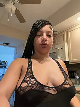 allybluee777 online show from July 7, 2026, 2:32 pm