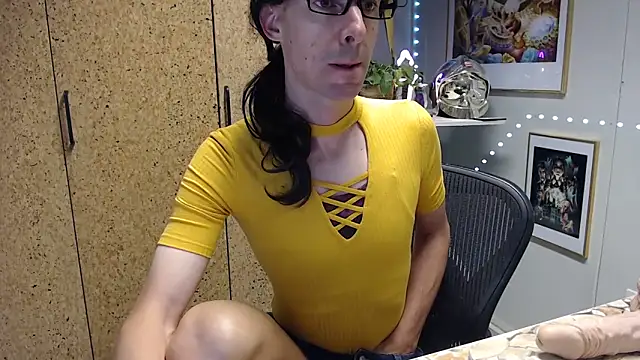 Snapshot of sakiramissy chatting on June 10, 2026, 6:01 am sakiramissy online show from June 10, 2026, 6:01 am