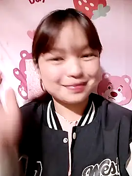 XoiXoi232 online show from October 27, 2025, 11:58 am