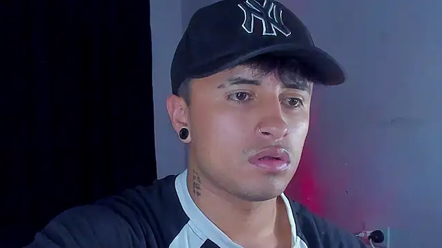 Snapshot of boylatin_7 chatting on September 16, 2025, 7:53 am boylatin 7 online show from September 16, 2025, 7:53 am