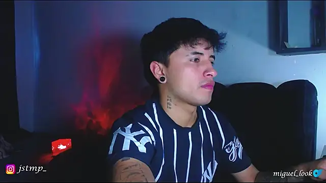 Snapshot of boylatin_7 chatting on October 2, 2025, 4:47 pm boylatin 7 online show from October 2, 2025, 4:47 pm