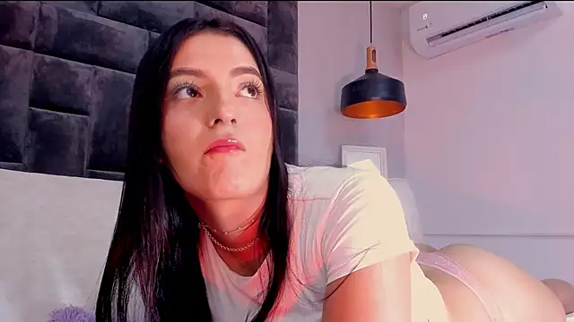 Snapshot of EmmyVega_ chatting on September 16, 2025, 2:18 pm EmmyVega online show from September 16, 2025, 2:18 pm