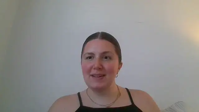 CherryJuneExperience online show from September 24, 2025, 6:55 pm