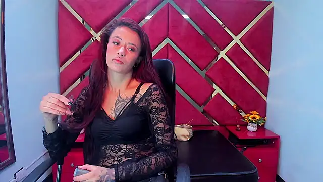 Kataleya Luck online show from December 4, 2025, 2:54 am