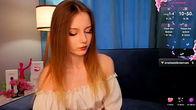 Lolisin online show from May 5, 2026, 3:42 pm